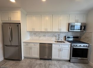 13 W Roselle Ave #A, Roselle Park, NJ 07204