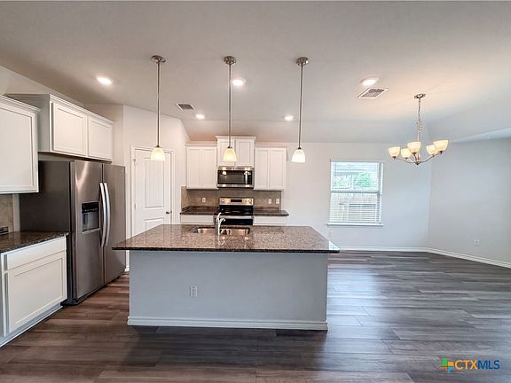 2nd image of 5678 Baffin Ln