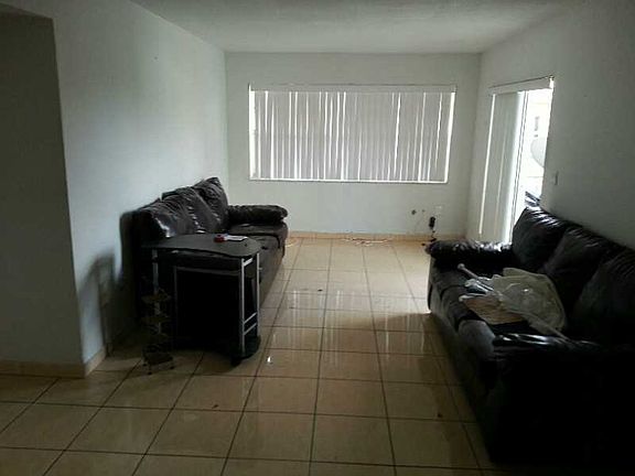 3rd image of 495 NW 72nd Ave APT 406