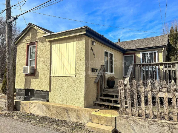 537 1/2 Bucklin St, La Salle, IL 61301