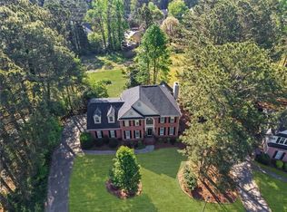 335 Trowbridge Ln, Lawrenceville, GA 30043