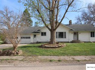 318 4th Ave SW, Hampton, IA 50441