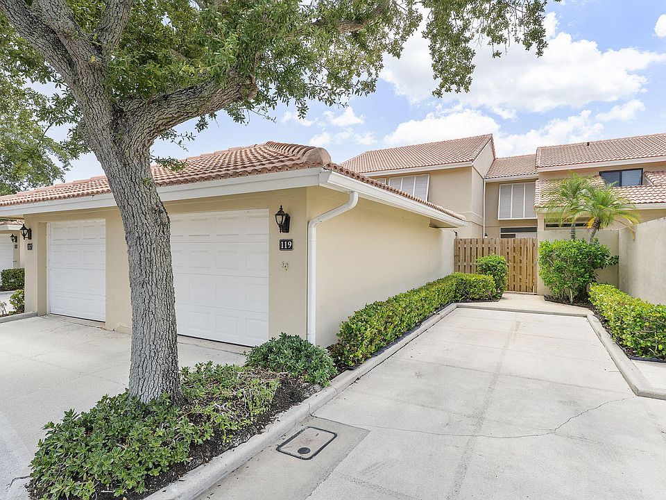 1st image of 119 OLD MEADOW Way