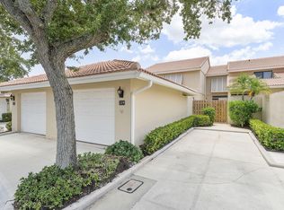 119 Old Meadow Way, Palm Beach Gardens, FL 33418