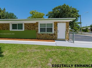 254 SW 14th St #1, Dania, FL 33004
