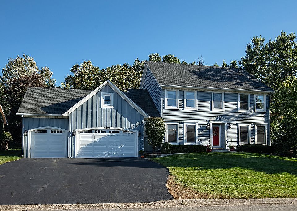 1st image of 2101 Great Oaks Dr