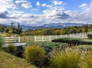634 Old Cedar Creek Rd, Townsend, TN 37882