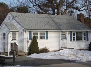 425 Lowell St, Reading, MA 01867
