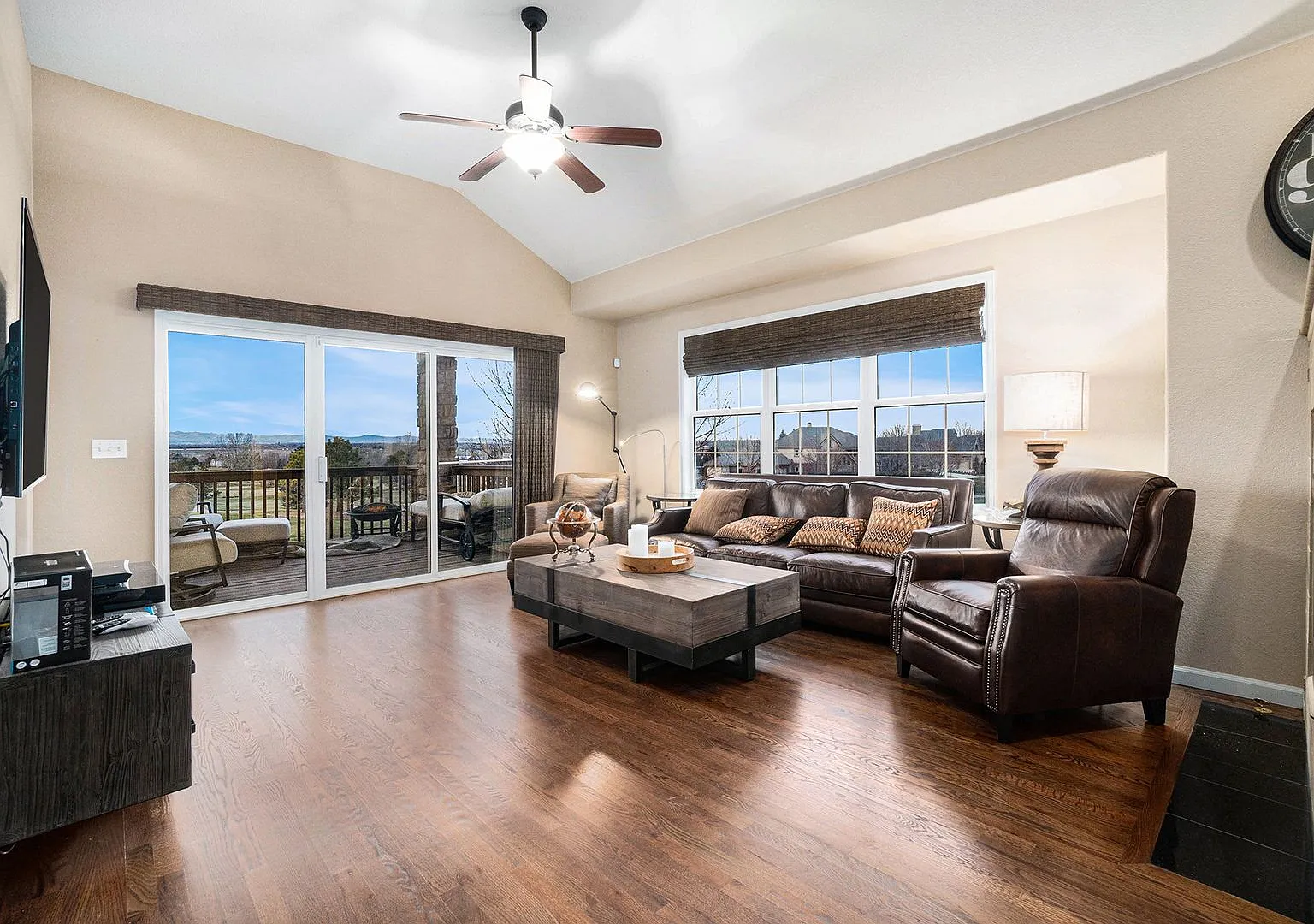 Patio home with mountain views!! — Photo 2