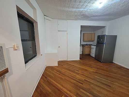 1st image of 2165 1st Ave APT 3
