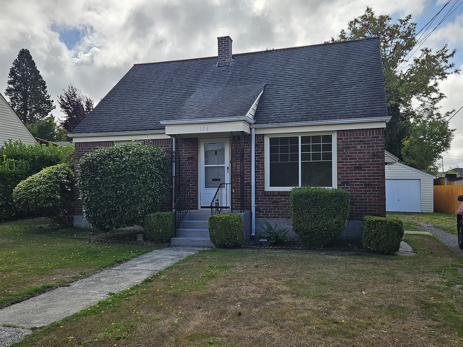 3 bed, 1139 sqft, $2,300 — Photo 2