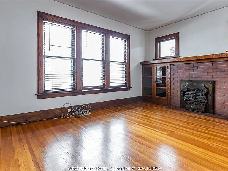 533 Moy Ave #LOWER — Photo 4