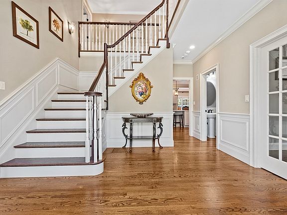 3rd image of 18 Victory Garden Way