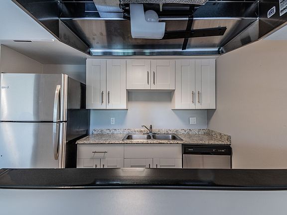 5th image of 5820 N Church Ave Unit 458