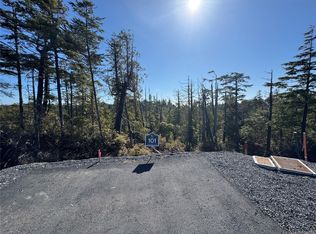 101 Sitka Pl, Ucluelet, BC V0R3A0