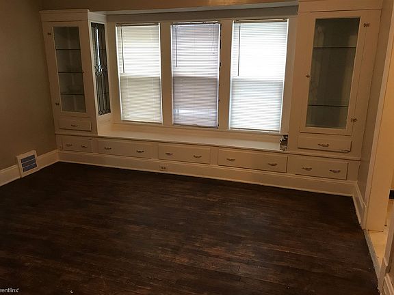 Dining Room 1