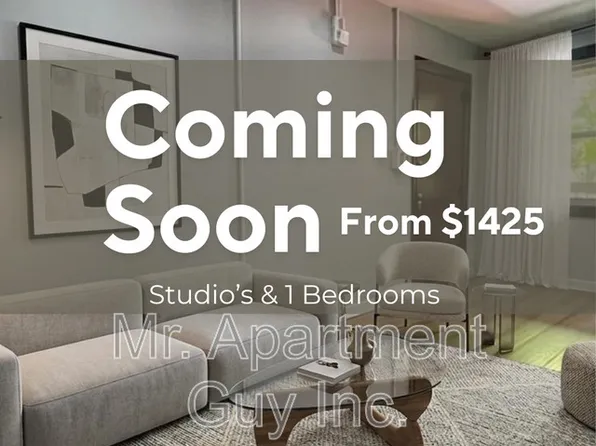 2 Balsam Ave S, Hamilton, ON