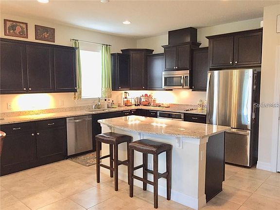 2nd image of 2643 Mead Ave