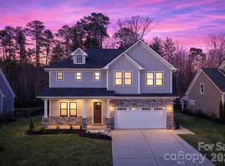 1207 39th Ave NE, Hickory, NC 28601