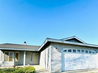 321 Holly Dr, Tehachapi, CA 93561