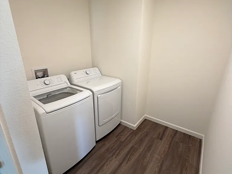 2383 Oklahoma Dr — Photo 14