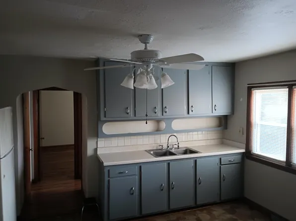 7804 Banks St #1, Justice, IL 60458