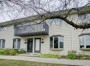 115 S Lakewood Gdns, Madison, WI 53704