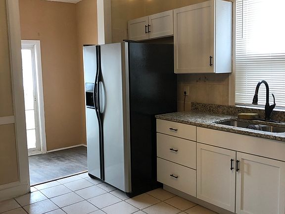 3rd image of 1821 S 57th Ave