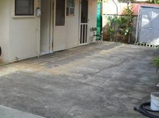 1703 S Beretania St APT B, Honolulu, HI 96826