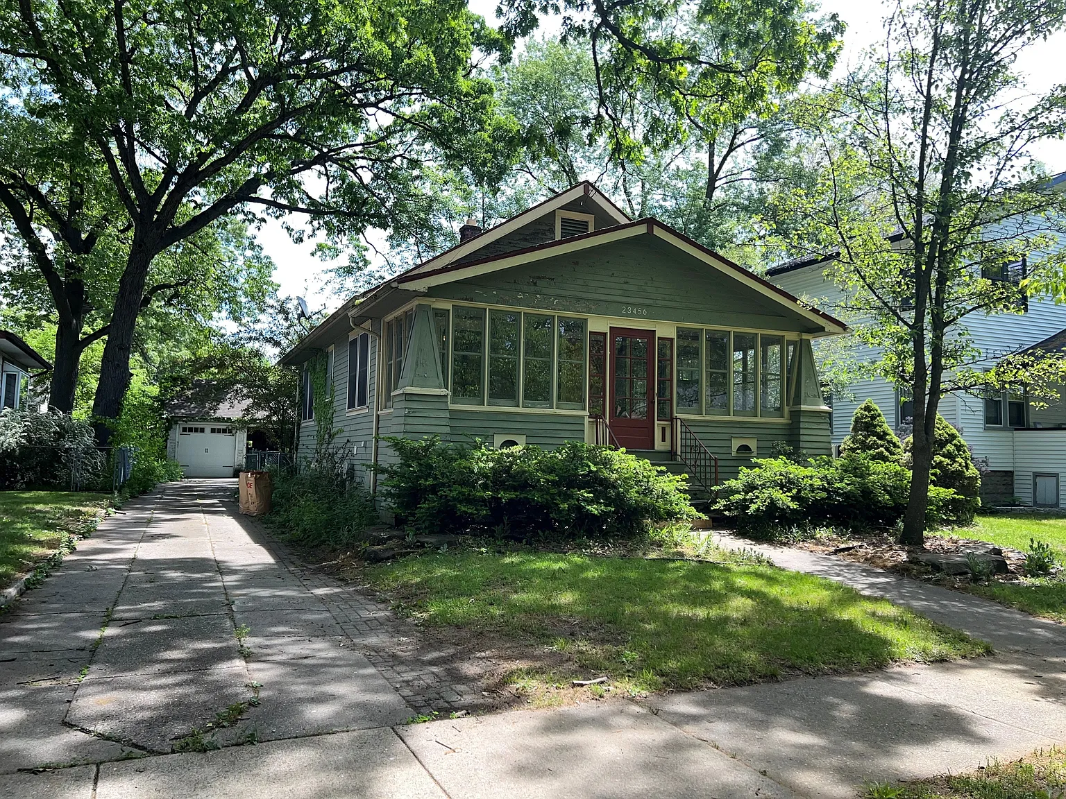 23456 Forest St photo 1
