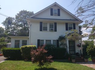 62 Parklawn Rd, West Roxbury, MA 02132