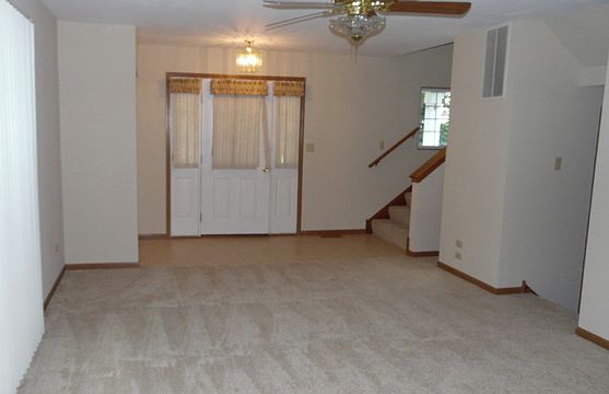 3rd image of 4225 Rivertowne Ct