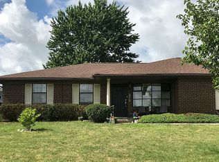 375 Birdsong Dr, Vandalia, OH 45377