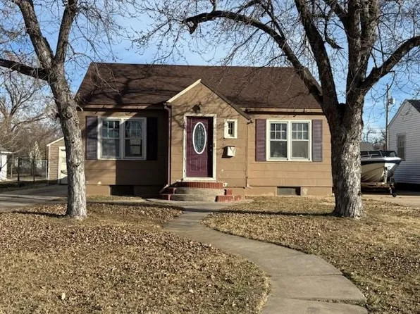 1208 Monroe St, Great Bend, KS 67530