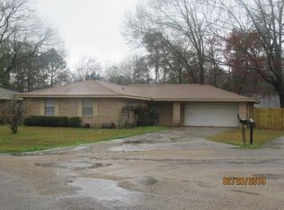 300 W Ray Dr, Hattiesburg, MS 39402
