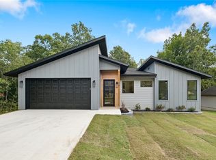 29 Hartlepool Dr, Bella Vista, AR 72715