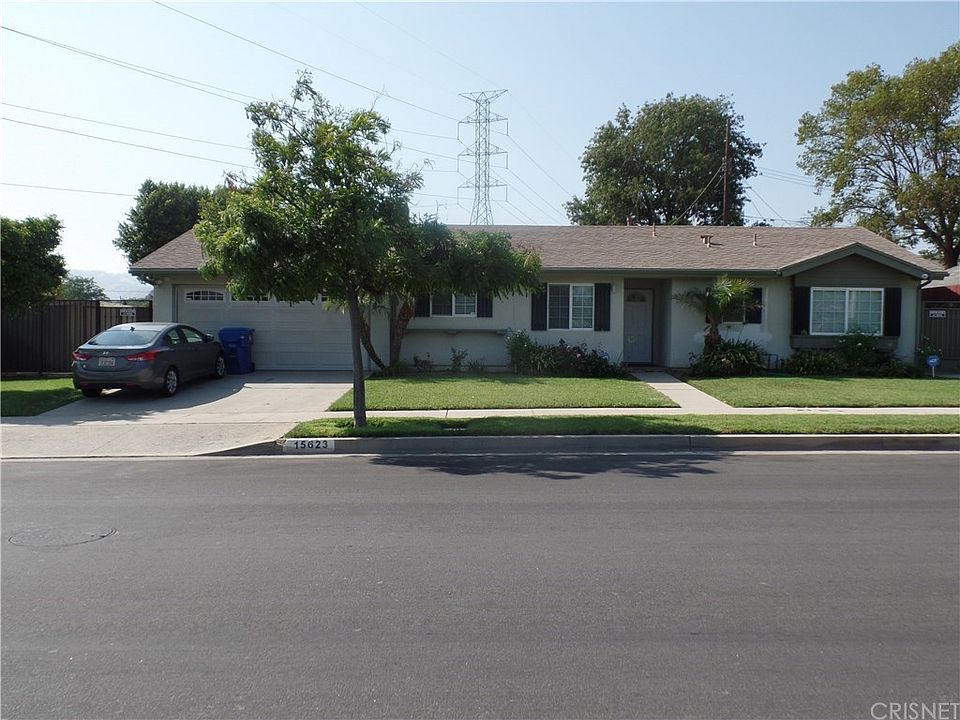 1st image of 15623 El Cajon St