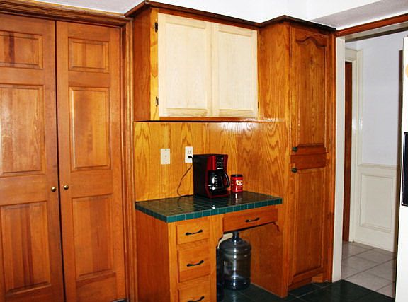 5th image of 4605 Country St