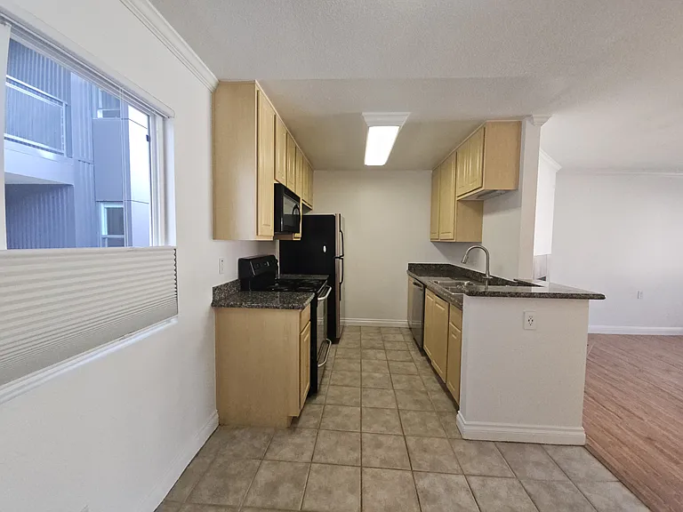 3928 Arizona St #6 — Photo 4