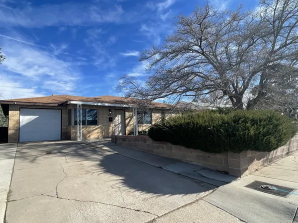 8415 Menaul Blvd NE, Albuquerque, NM 87112
