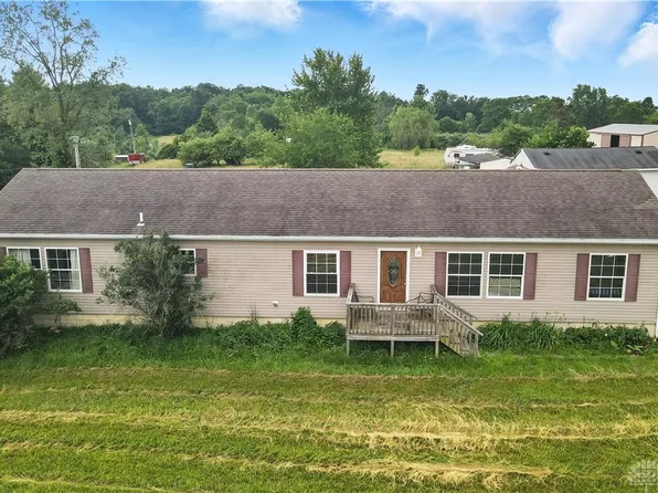 9803 Collins Arbogast Rd, South Vienna, OH 45369