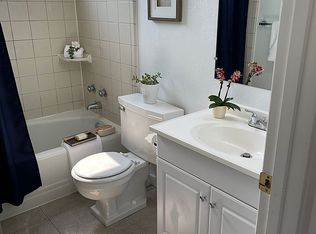 371 Somerset Rd #E, Piedmont, CA 94611