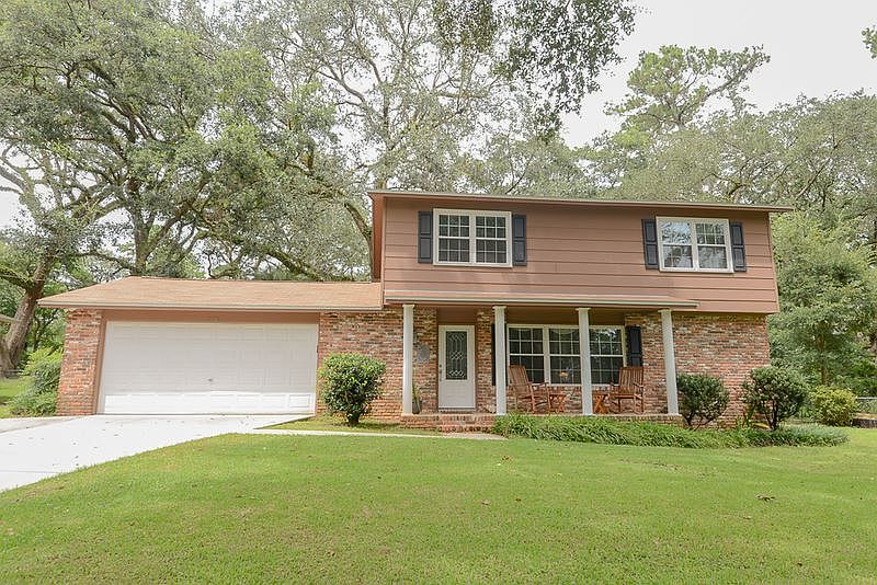1st image of 108 Winn Cay Dr