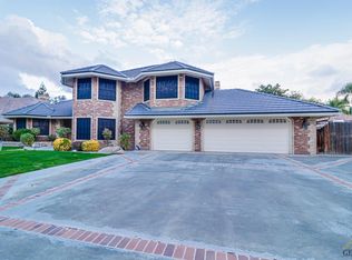 6208 Patton Way, Bakersfield, CA 93308