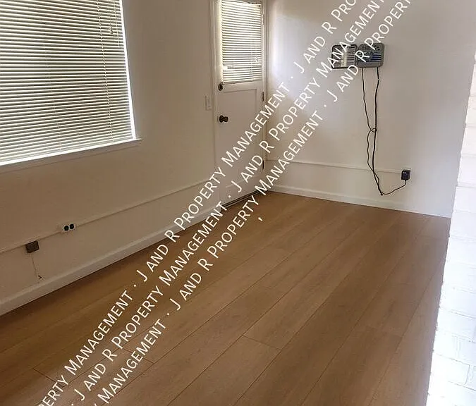 4208 Melisa Ct — Photo 33