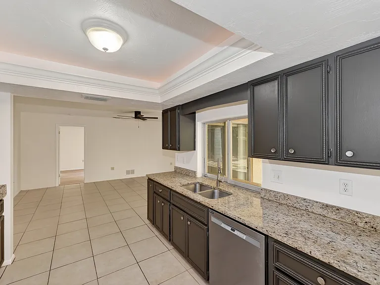2508 Cardwell Way — Photo 11