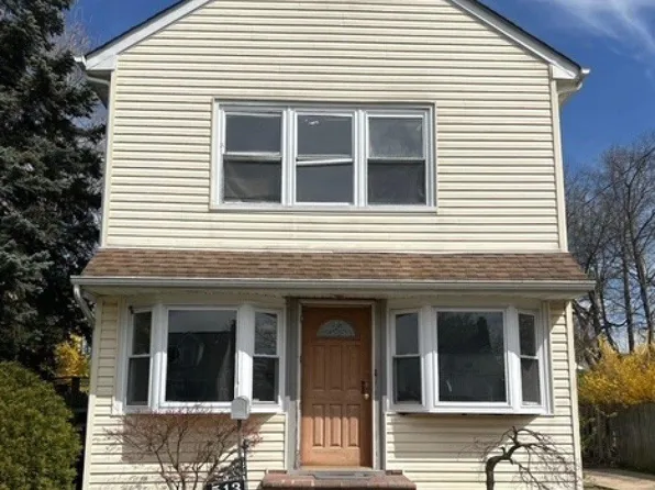 513 Hawthorne Avenue, Uniondale, NY 11553