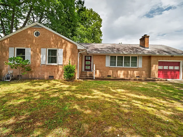 110 Marvin Dr — Photo 26