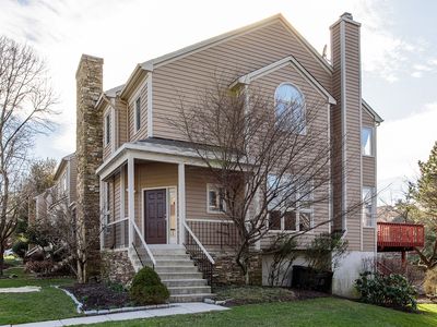 14 Stablemere Ct, Baltimore, MD, 21209