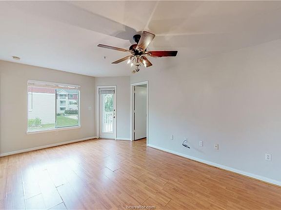 2nd image of 529 Southwest Pkwy APT 201